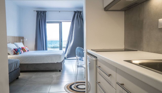 Anfi Suites 3 - Sea View - Sunset Balcony - 3 Guests in Kato Gouves