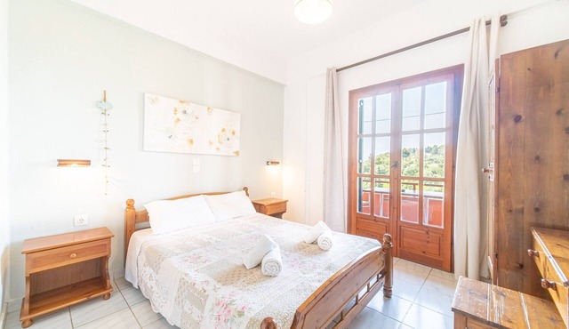 Apartment Arianna 10 with Sea View, Shared Pool & Wi-Fi in Corfu