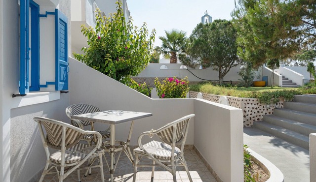 Apartment Garden View 3 Guests with Wi-Fi and Air Conditioning in Αγ. Γεώργιος