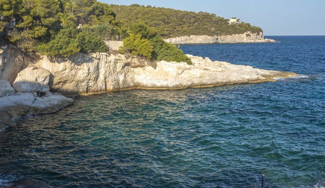 Apollo Resort in Aegina