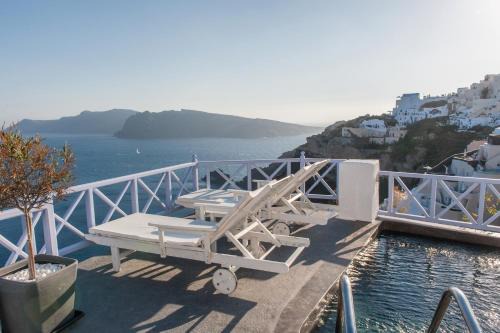 Armeni Village in Oia