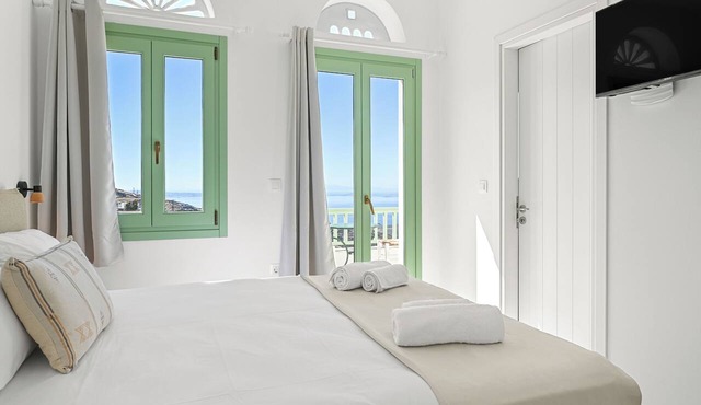 Arnados Premium Rooms in Tinos