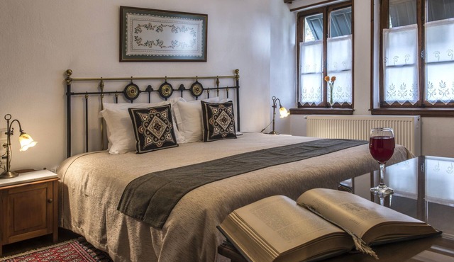 Arxontiko Mytilineou Skretaion in South Pelion