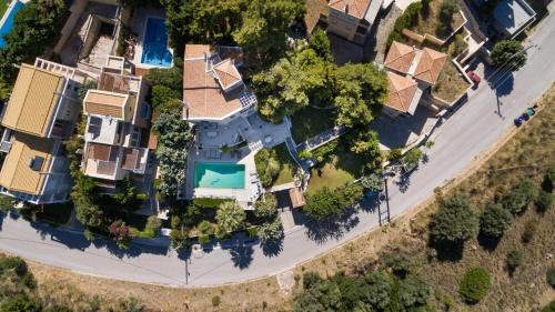 Athens Hills Villa in Pallini