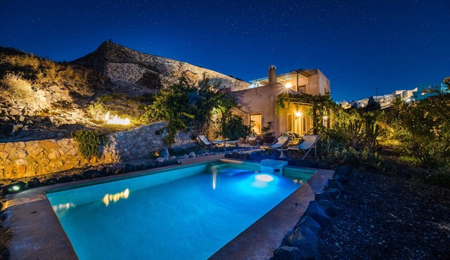 Aurora Villa by K&K in Santorini