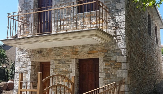 Authentic Greek Stone House | Lafkos, Pelion in Lavkos
