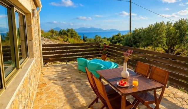 Authentic stone house with stunning sea views. in chalikeri