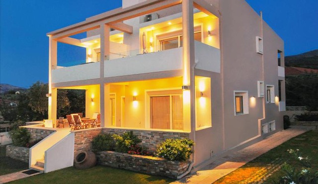 Balconies on Sea - The Garden Apt in Skala Sotiros