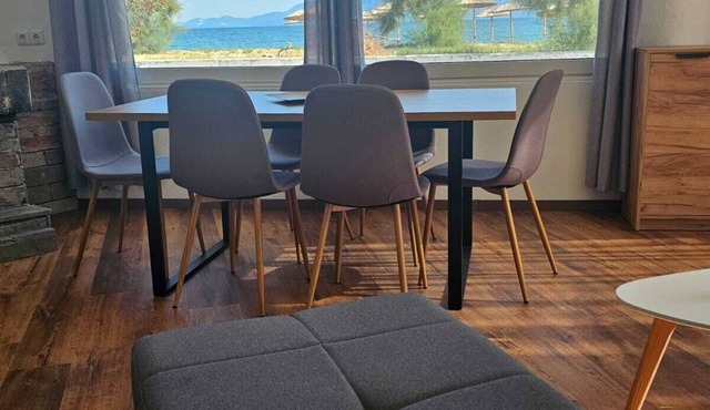 Beach Apartment A in Nea Karvali