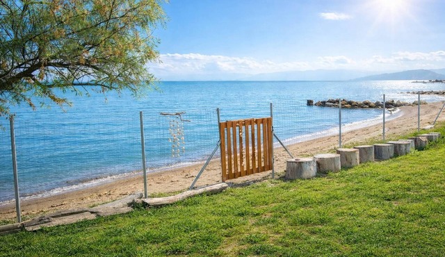 Beachfront Bliss in Corfu - Vasiliki's Sea House in Lefkimmi