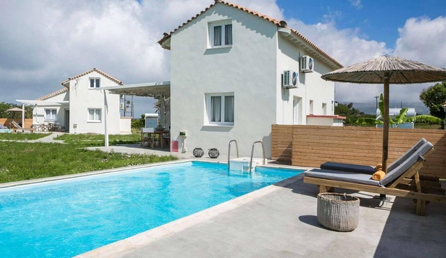 Beachfront complex of villas in Lixouri