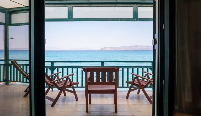 Beachfront Oasis in Velo-Vocha