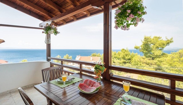 Beautiful and Modern Apartment in Neos Marmaras in Neos Marmaras