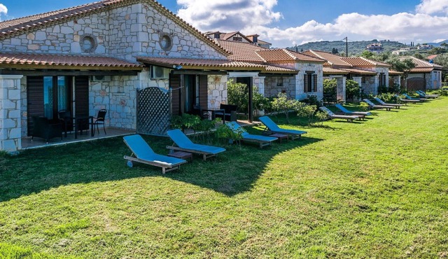 Beautiful private villa for 4 guests with WIFI, A/C, TV, terrace, panoramic view and parking in Zakynthos