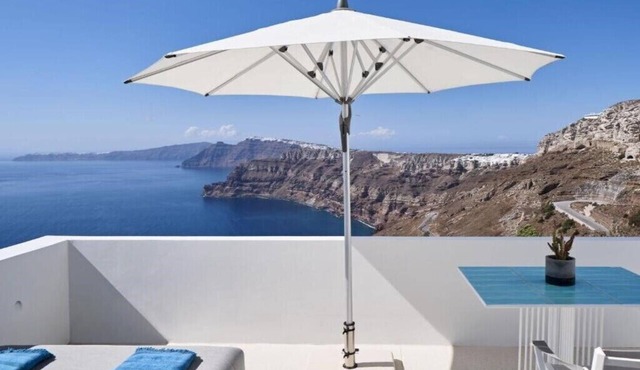 BH772 - C - Suite Santorini in Santorini