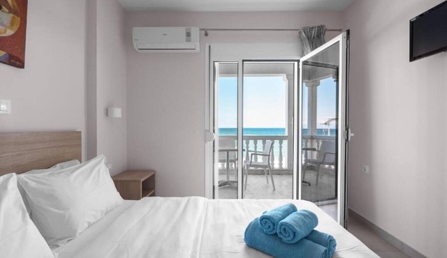Blue Flag Studios Nilie Hospitality in Katerini
