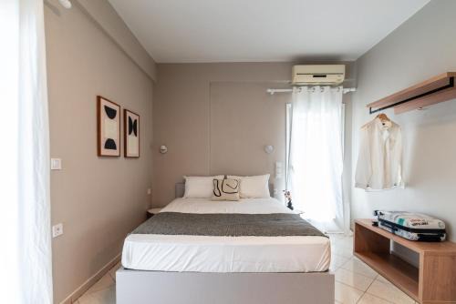 Blue Hug Apartments in Plataria