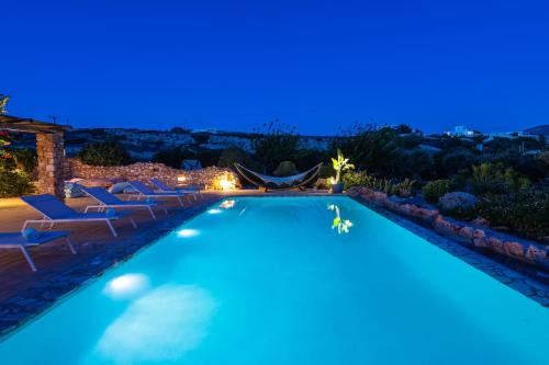 BLUE VILLA in Paros