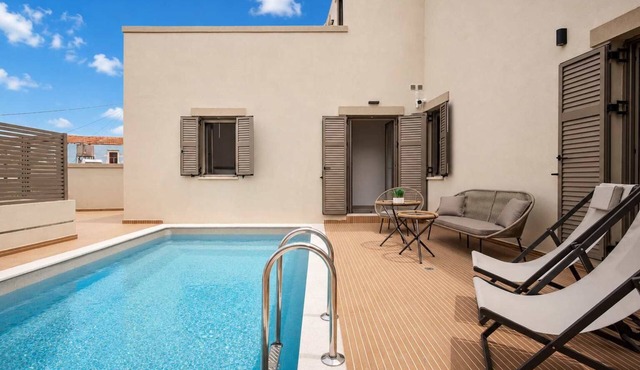 Bon Filius - Luxury Private Villa w Pool in Vamos in Chania