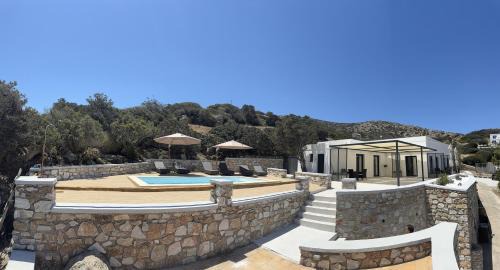 Caldera Suites "Φάρος" in Galissas