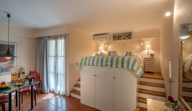 Calergi 12 -Spring in Crete-Monthly Offer in Stylish Studio for Authentic Living in Ατσιπόπουλο