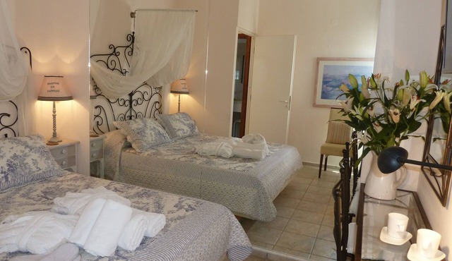 Calergi 4-1BDR/1LVR Inspiring Ap/t for 30-90 day Digital Nomads Authentic Living in Ατσιπόπουλο
