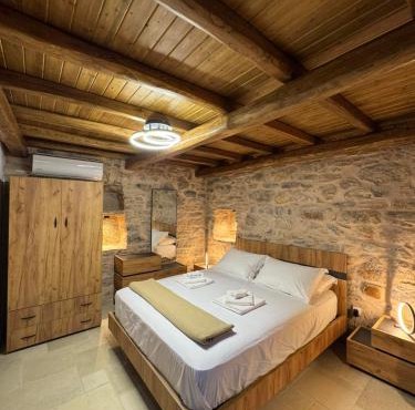 Casa Di Lithos in Mesta