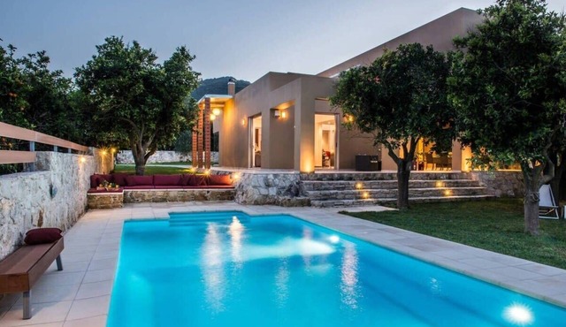 Casa Di Verde - Private pool with Jacuzzi & Gym in Πλατανιάς