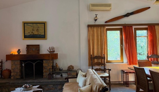 Casa Kaikos in Maroneia-Sapes