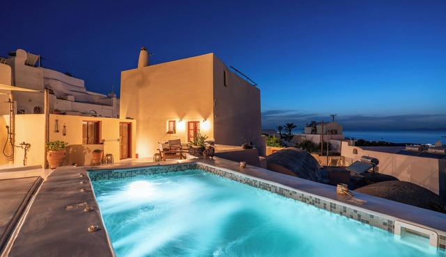 Casa Terra Vedema Oia - Privacy - Plunge Pool & Panoramic Sunset Terrace in Finikia santorini