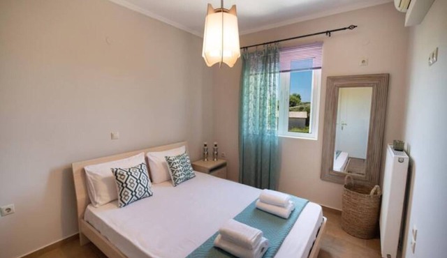 Casa Vardani 1 Modern Central Apartment in Lefkada