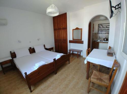 Casper's studios in Piso Livadi