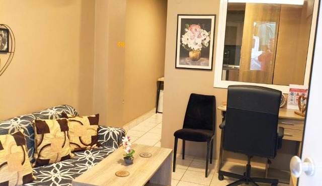 Center Pasha's Gardens Lux rooms Ιpirou 4 Agios Pavlos in Thessaloniki