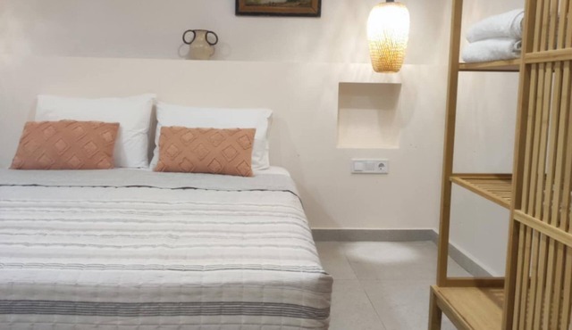 Charming renovated apartment with kitchen and garden in lovely ΜΥΤΗΛΙΝΙΟΙ withAC in ΜΥΤΗΛΙΝΙΟΙ