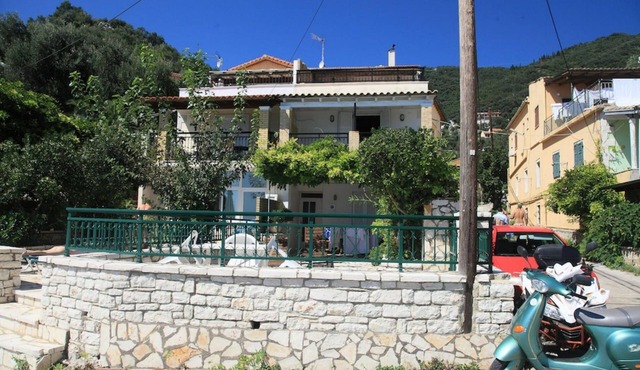 Chrissa in Katavolos in Katavolos