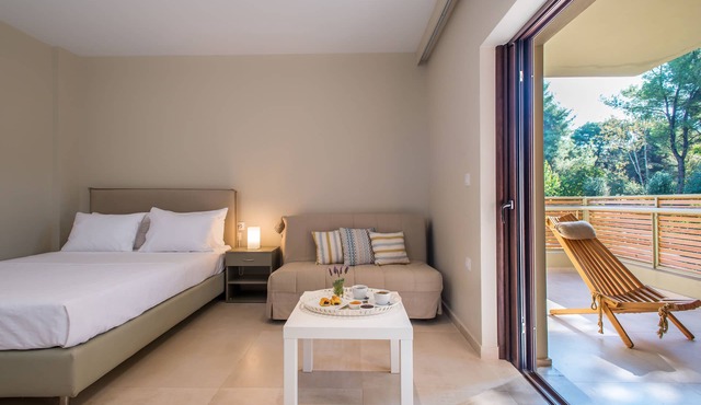 Club Agia Anna in Mantoudi-Limni-Agia Anna