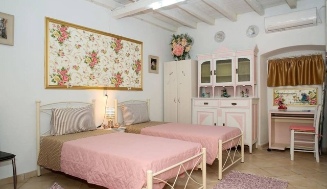 Conte Studio - located in the heart of Corfu Old town in Kerkira