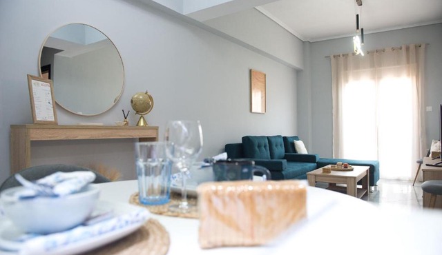 Cosy Escape Apartment in Néa Palátia