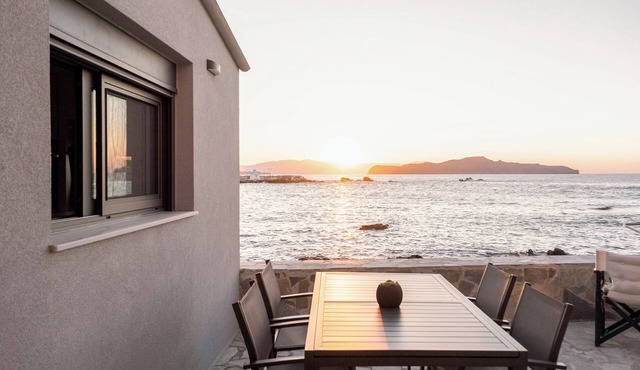 Couple’s Paradise: Next to Soothing Waves in Chania
