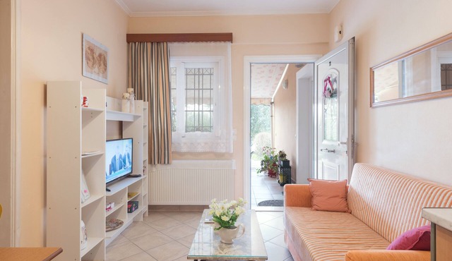 Cozy Apartment w/swimming pool in olive garden in Corfu in Κέρκυρα