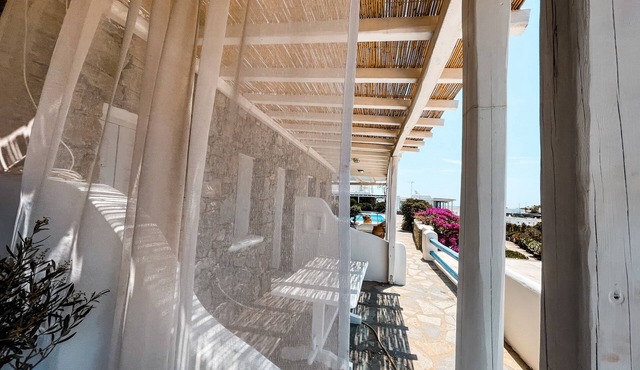 Cozy Home with pool at Kalafatis beach- Cielo Homes in Kalafati
