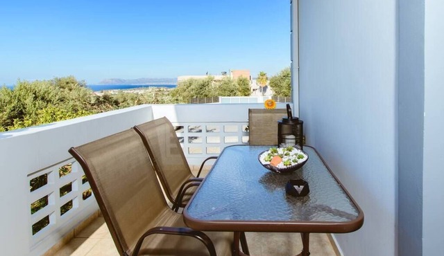 Cozy Nikola's Vineyard Apartment in Galatas