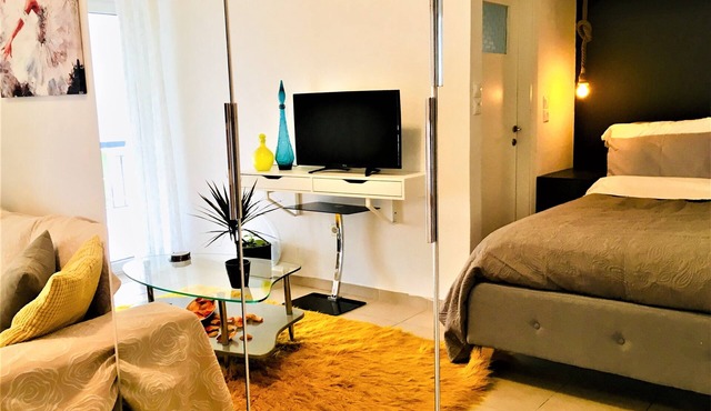 Cozy Studio close to seaside and city center in Palaio Faliro