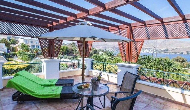 Crithoni's Paradise Hotel in Leros