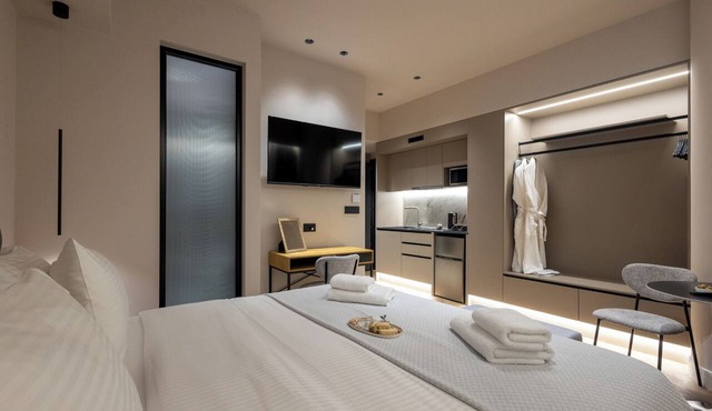 Deluxe Suite by Lux Suites Athens, Lux Suites Athens in Athens