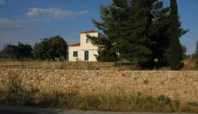 Detached cottage in Southern Greece in Asopos