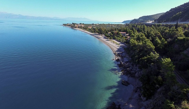 Diakopto beachfront, comfort 2BR apartment (Punda Beach) -unit2- in Diakopto