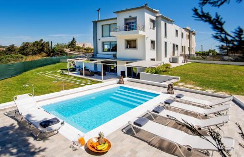 Dias Luxury Villa in Koskinou