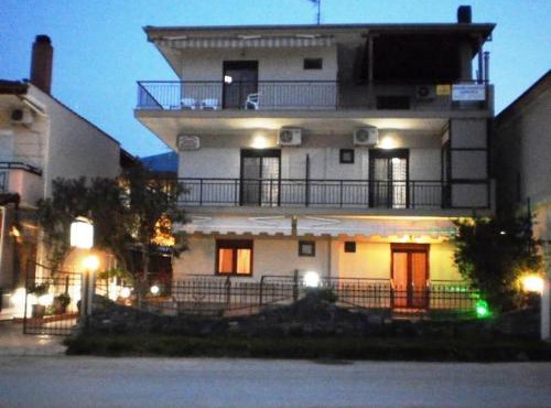 Dimitra House in Stavros