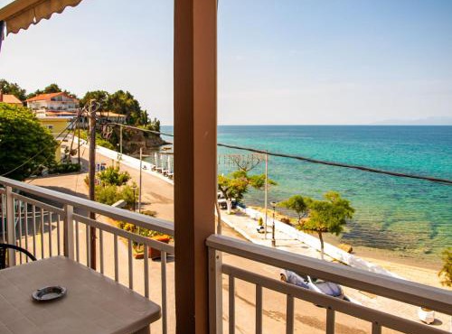 Dina Apartments in Fanari